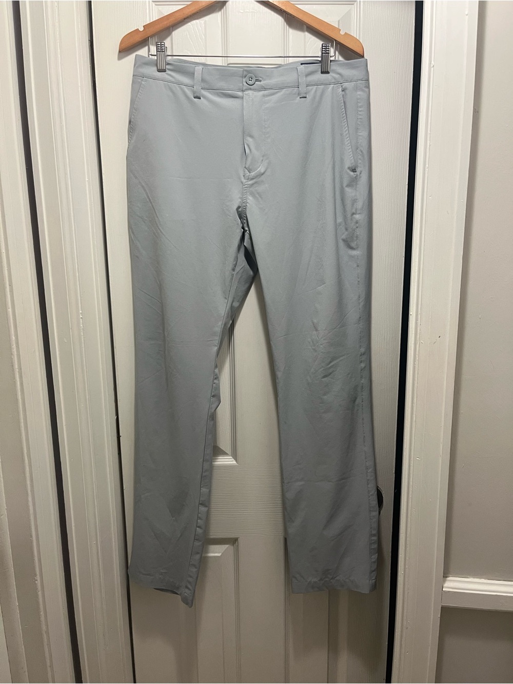 Vineyard Vines Men's Light Gray Performance Pants 33x32